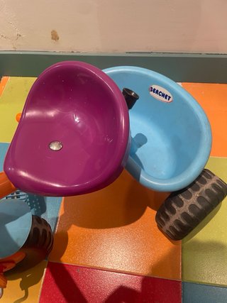 Triciclo Infantil Berchet con Volquete