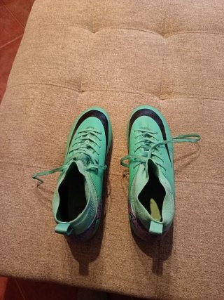 Zapatillas Nike Mercurial Fútbol Verde y Morado