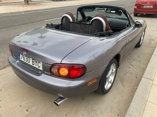 Mazda MX-5 2002