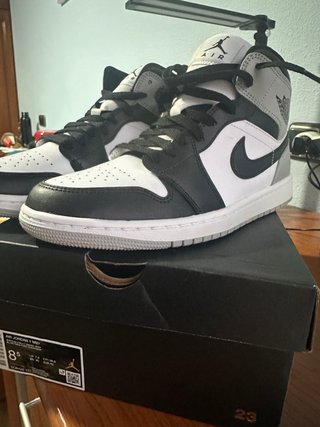 Air Jordan 1 Mid Talla 42