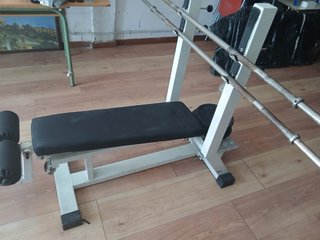 Banco de Gimnasio Press de Banca