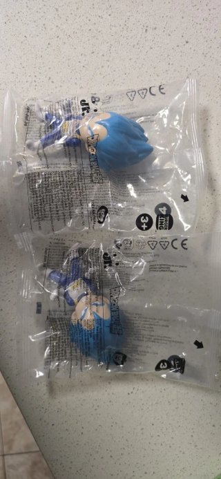2 Figuras Dragon Ball Burger King