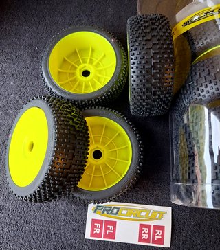 Gomme per automodelli RC Buggy 1/8