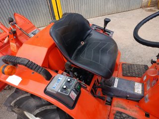 Mini tractor Kubota Bultra B-40 4x4