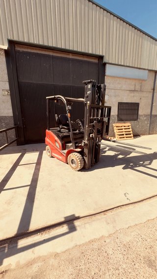Carretilla elevadora eléctrica industrial