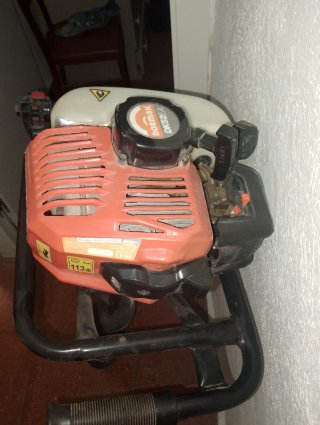 Ahoyador a gasolina DORMAK DK 52 EA