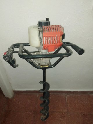 Ahoyador a gasolina DORMAK DK 52 EA