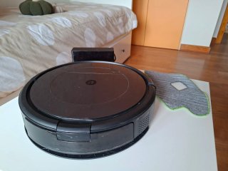 Aspirador Roomba Combo iRobot RVF-Y1