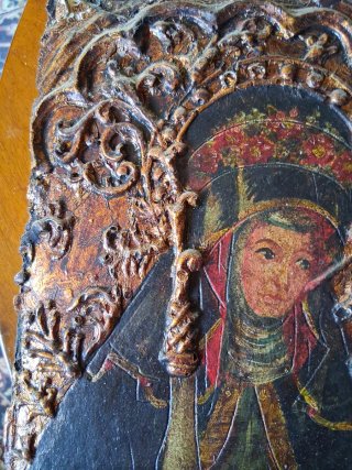 Dipinto Madonna con bassorilievi dorati