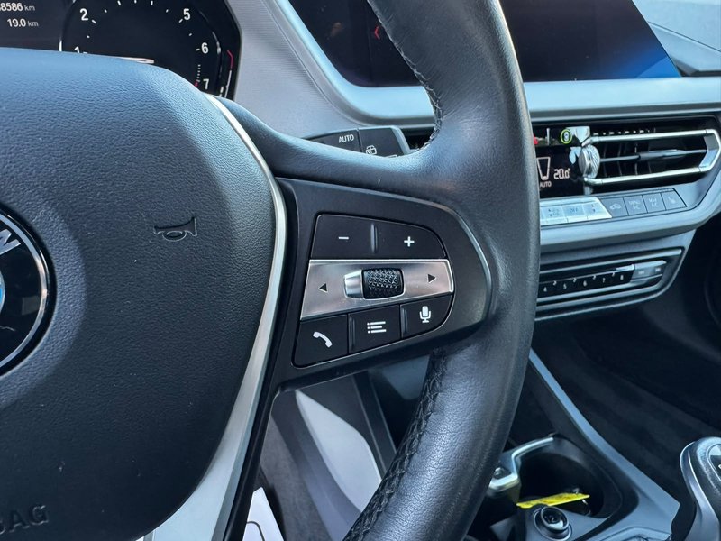 BMW Serie 1 2019, foto 15