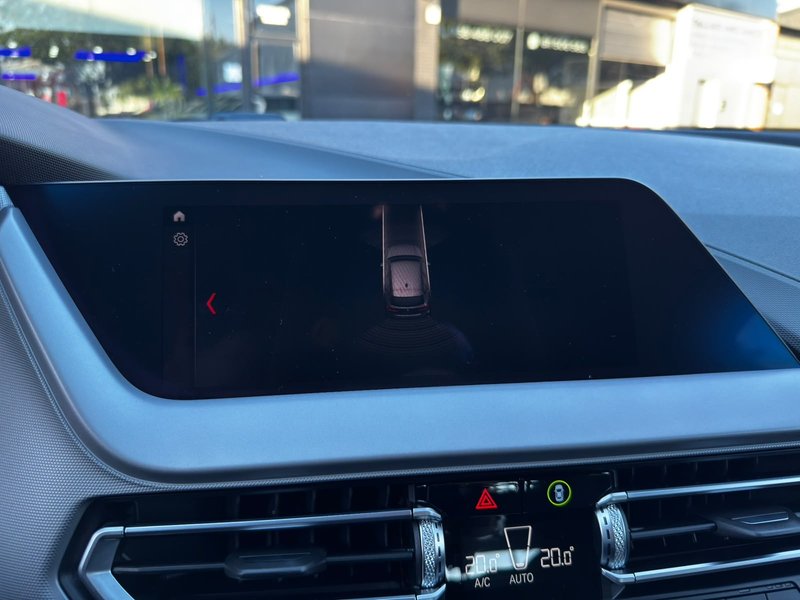 BMW Serie 1 2019, foto 16