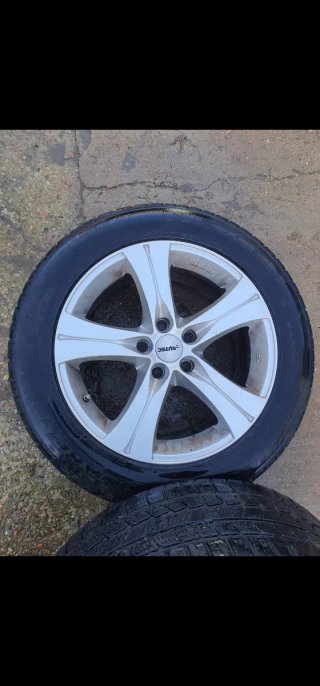 Llantas y neumáticos 225 55 r17 Mercedes Vito W639