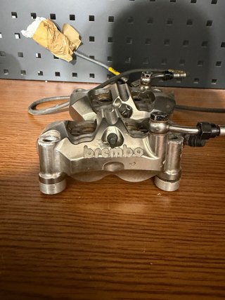 Pinzas Brembo GP4 RR