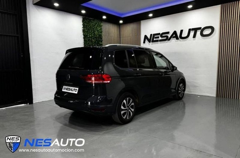 Volkswagen Touran Advance 2.0 TDI 2022, foto 6