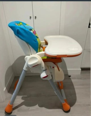 Trona Polly 2 en 1 Chicco con divertido estampado