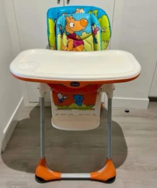 Trona Polly 2 en 1 Chicco con divertido estampado