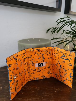 Portafoglio jeans con iniziale B