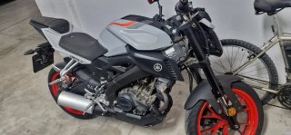 Yamaha MT-125 Gris/Roja Moto Naked
