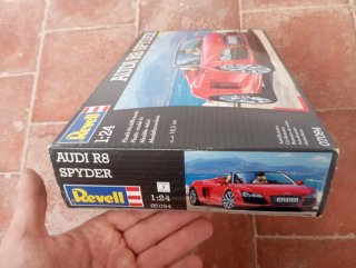 Maqueta Revell Audi R8 Spyder 1:24