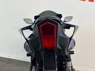 Yamaha YZF-R7 A2