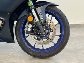 Yamaha YZF-R7 A2