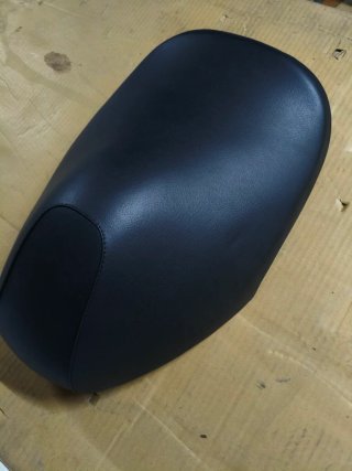 Asiento Yamaha Aerox Negro