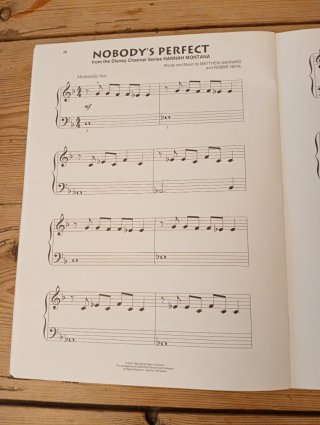 Libro Partituras Disney Hits Piano Solo