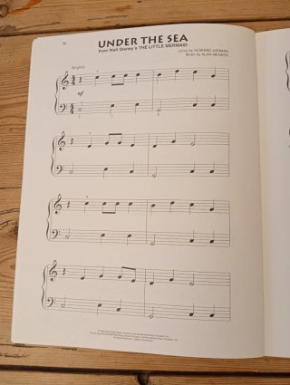 Libro Partituras Disney Hits Piano Solo