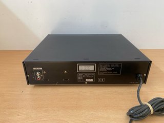 Reproductor CD Sony CDP-M205