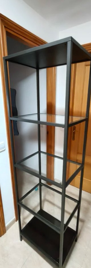 Estantería Ikea Vittsjo Negra y Transparente