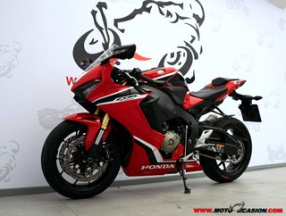 HONDA CBR 1000 RR FIREBLADE