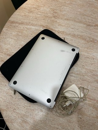 MacBook Air Apple Plateado
