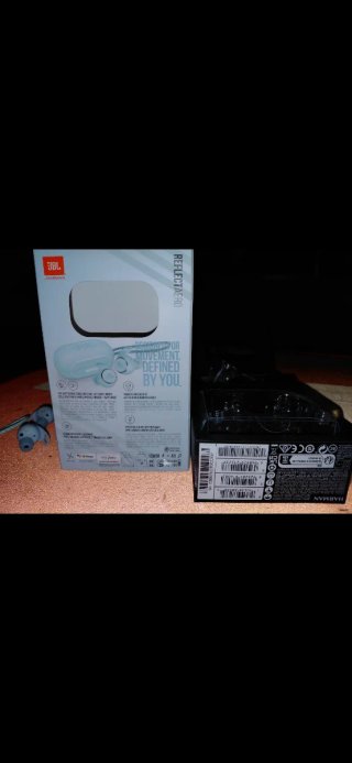 Auriculares JBL Reflect Aero.