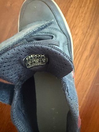 Zapatos Geox niño azul y rojo talla 39