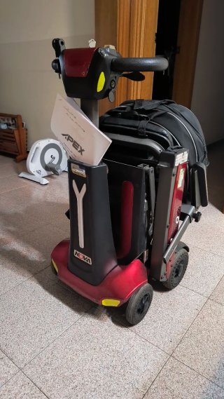 Scooter eléctrico plegable APEX