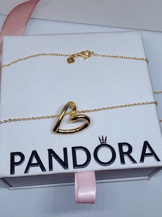 Set Pulsera y Pendientes Pandora Corazón