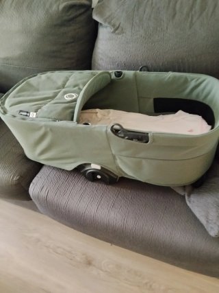 Capazo Bugaboo y cojín antiflujo de regalo