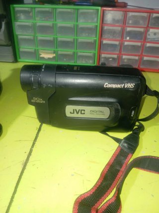 2 Videocámaras JVC VHS-C