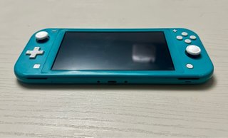 FIFA 22 Legacy Edition + Nintendo Switch lite blu