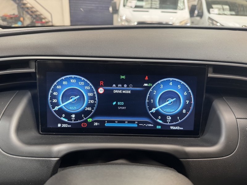 Hyundai Tucson 1.6 TGDI HEV AT MAXX SAFE 2022, foto 9