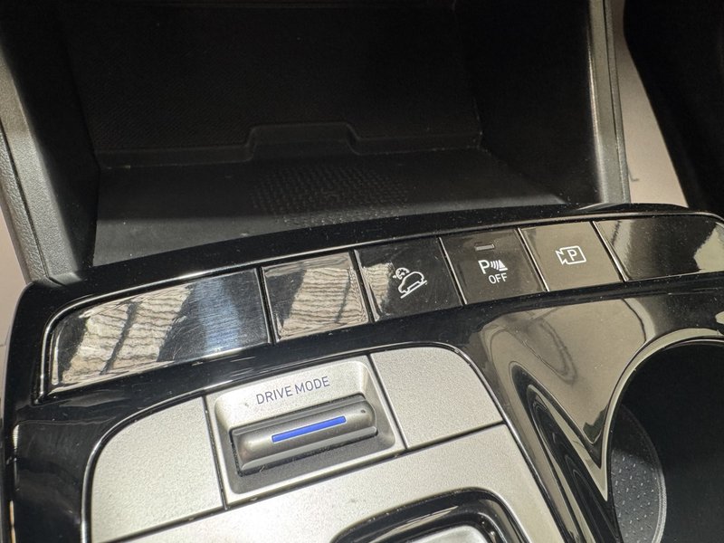 Hyundai Tucson 1.6 TGDI HEV AT MAXX SAFE 2022, foto 26