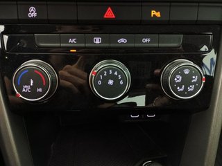 Volkswagen T-Roc Advance 1.5 TSI 110kW (150CV)