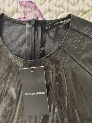 Vestido Negro Efecto Piel