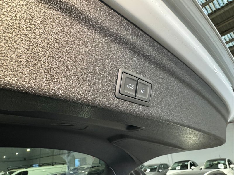 Audi Q3 S line 35 TDI 2021, foto 14