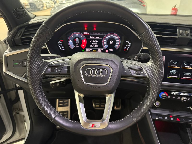 Audi Q3 S line 35 TDI 2021, foto 23