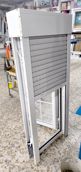2 Ventanas de Aluminio Abatibles de 58 x 138,5 cm