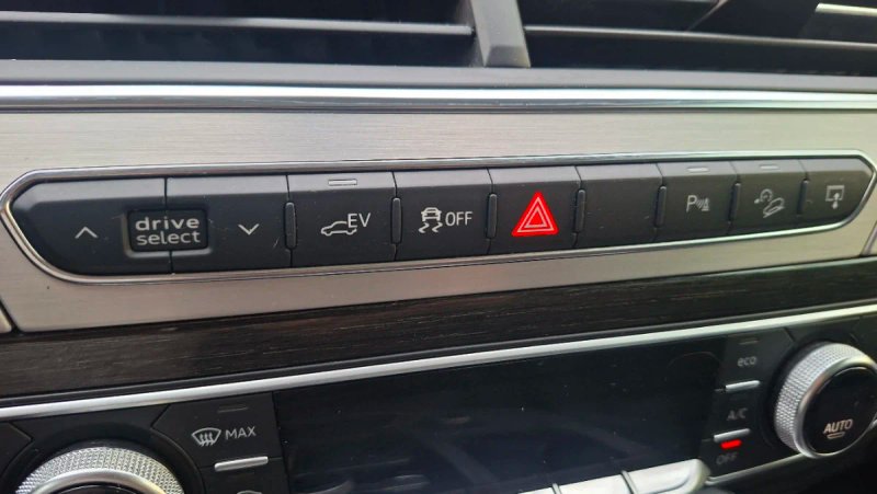 Audi Q7 2017, foto 25