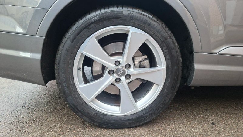 Audi Q7 2017, foto 27