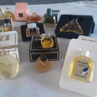Colección 18 Minitallas  Perfumes