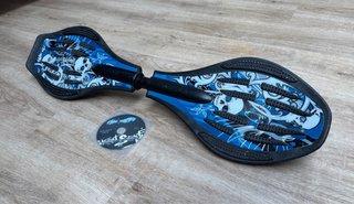Waveboard Street Surfing The Wave